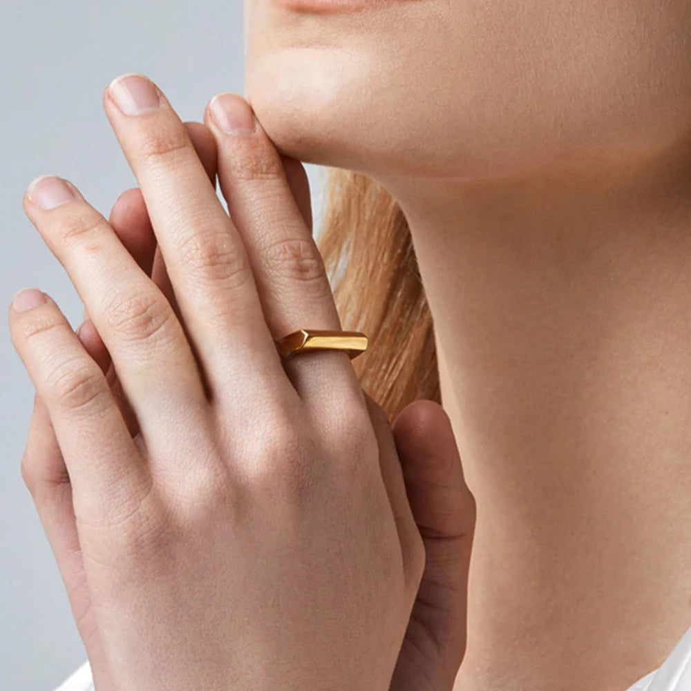 Geometric Ring