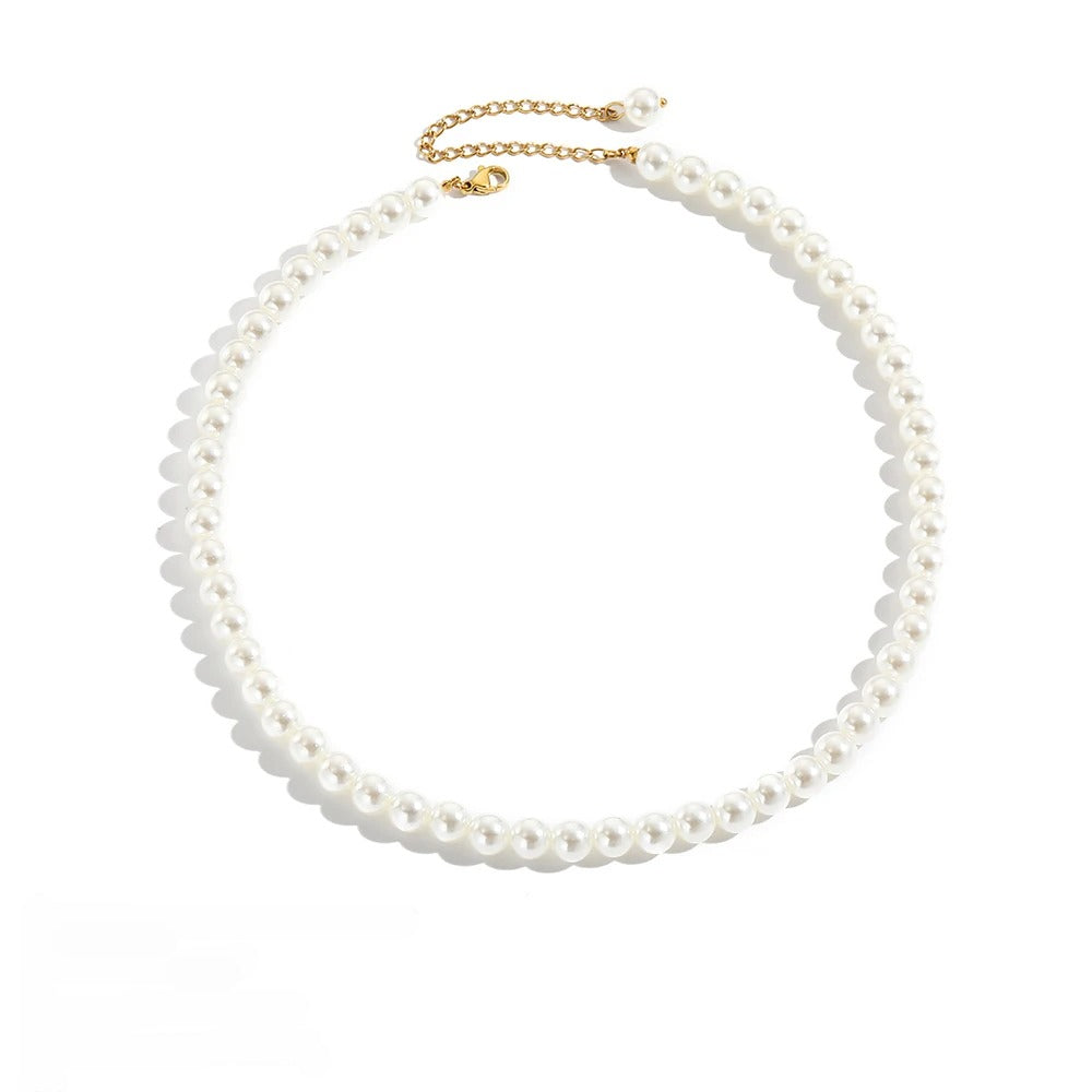 Classic Pearl Necklace